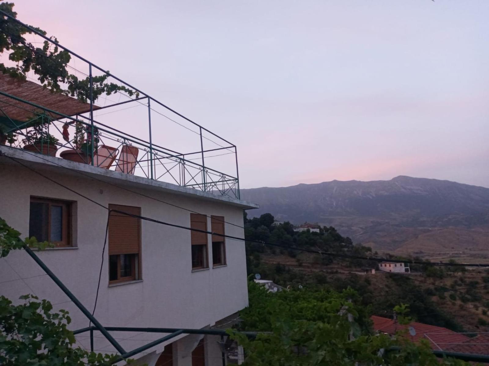 Relax Camping Gjirokastër Extérieur photo